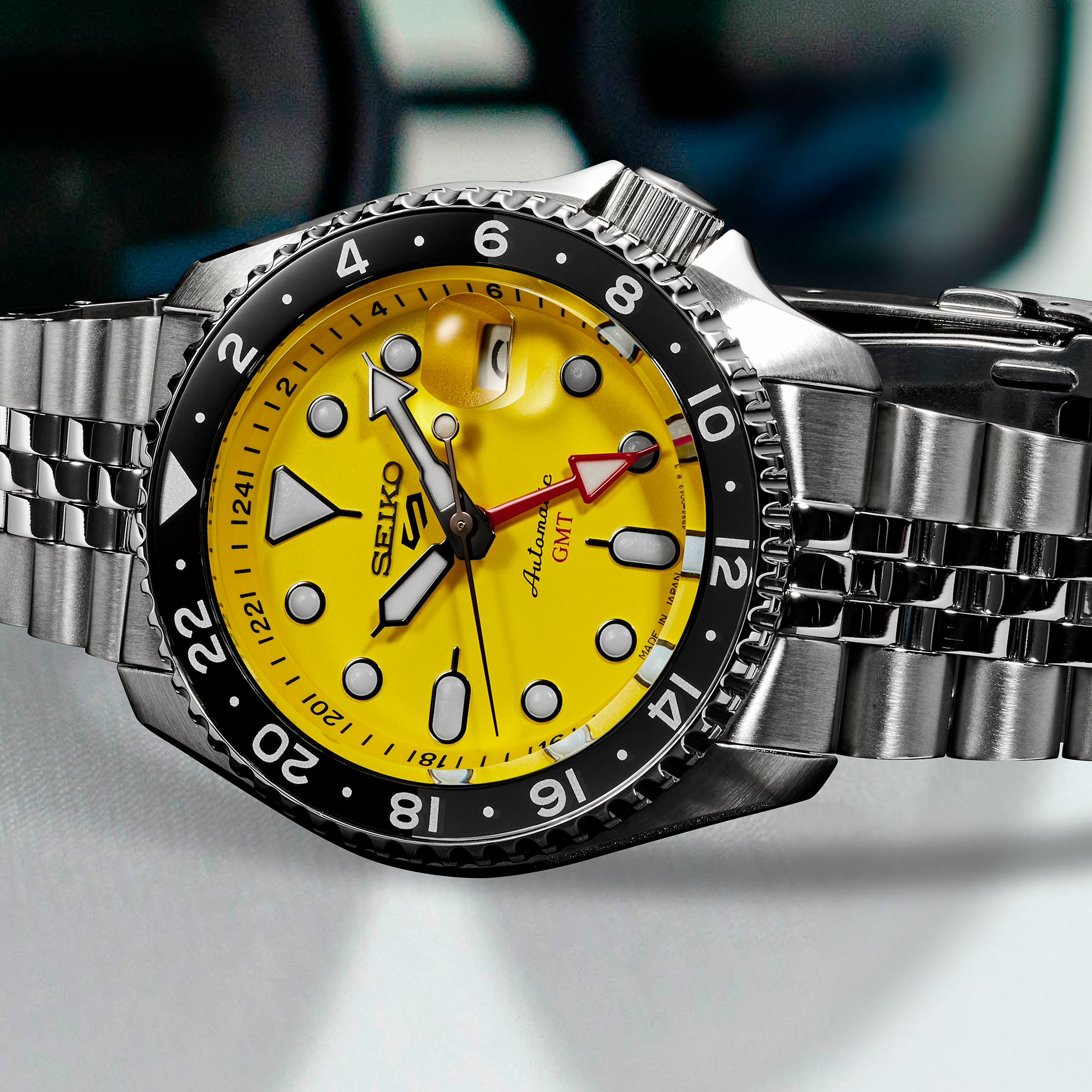 Seiko 5 GMT SSK017 - VTC Watches